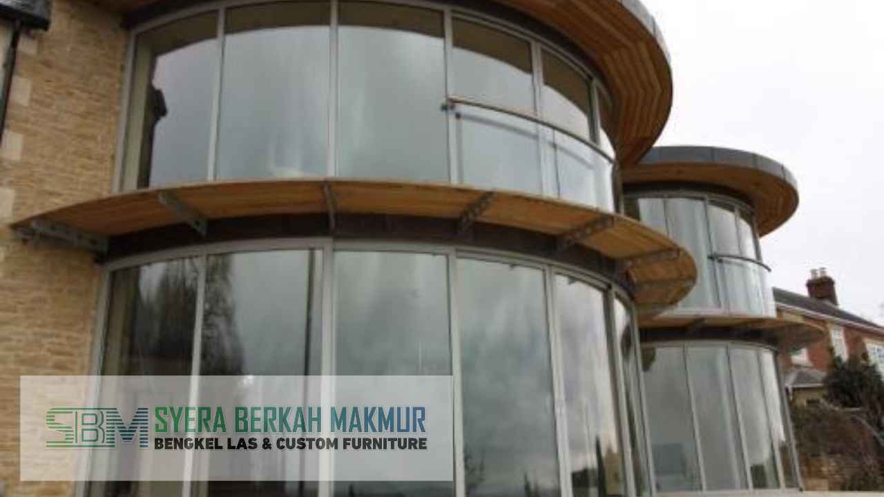 Toko kaca lengkung Jakarta